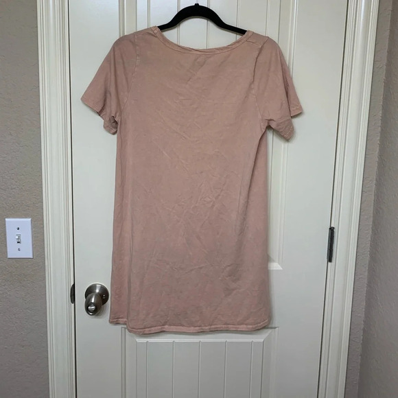 Easel Acid Wash Blouse - Picture 6 of 6